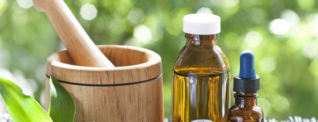 Phytothérapie : Transformation des plantes médicinales et aromatiques