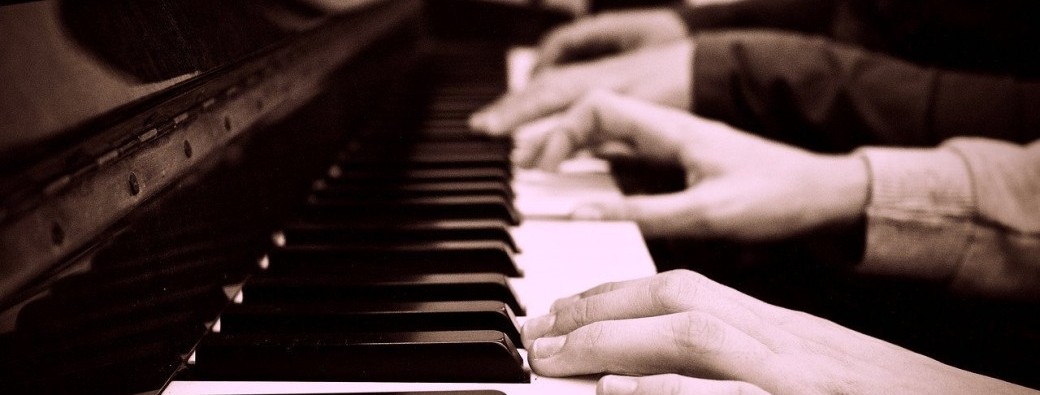 PIANO 2, 4, 6 MAINS (Pratiquer autrement)