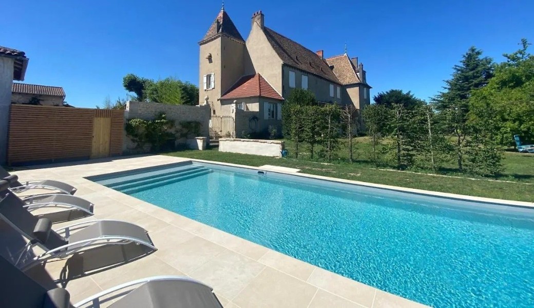 Pool, Cocktail & Brunch Musical