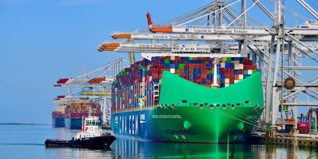 Port 2000 par la terre