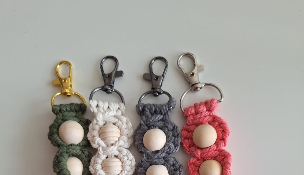 Porte clé macramé fleurs
