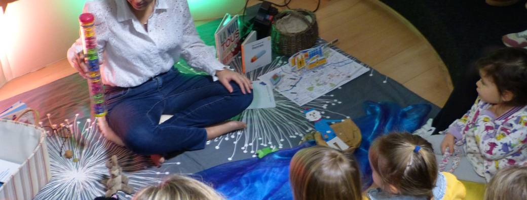 Pouce, on lit ! En forme et en couleurs pour les enfants de 0 à 4 ans