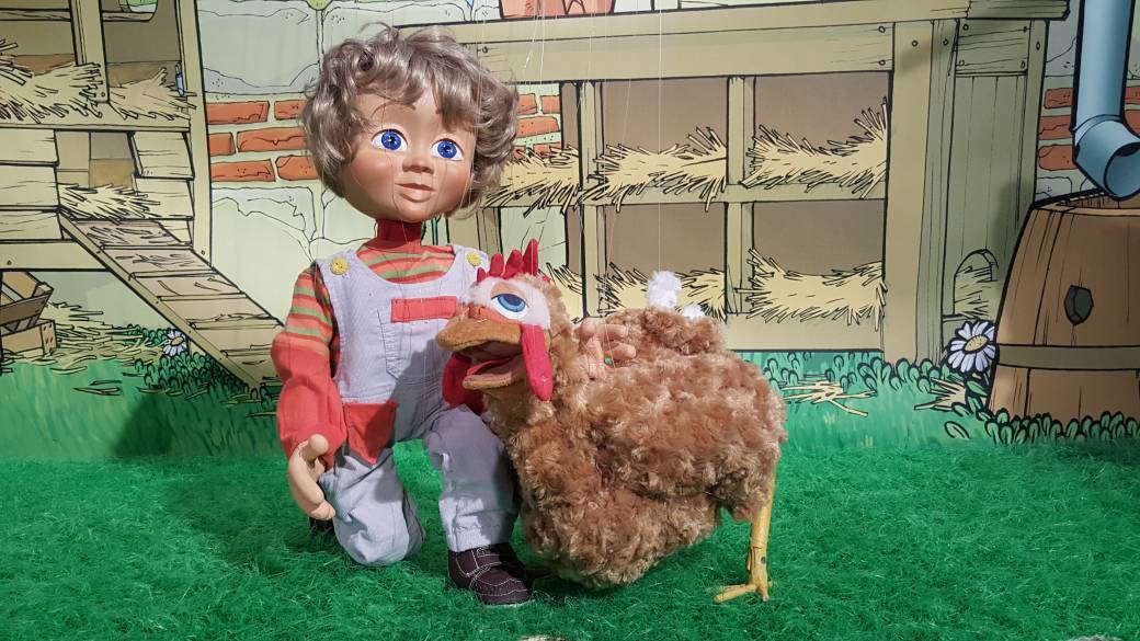 Printemps, Défilé dans la Basse Cour - CYSOING