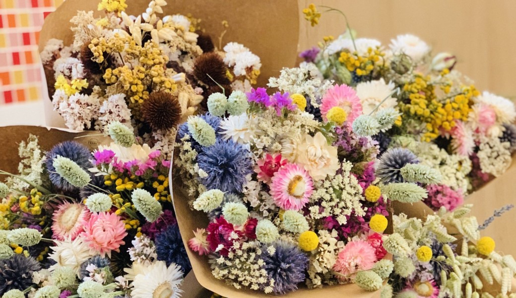 Réalisez votre bouquet sec dans une ferme florale