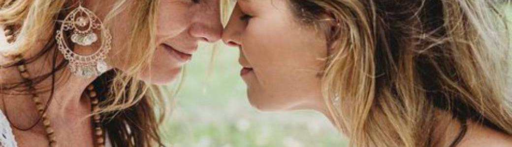 relation mère fille,mère fils