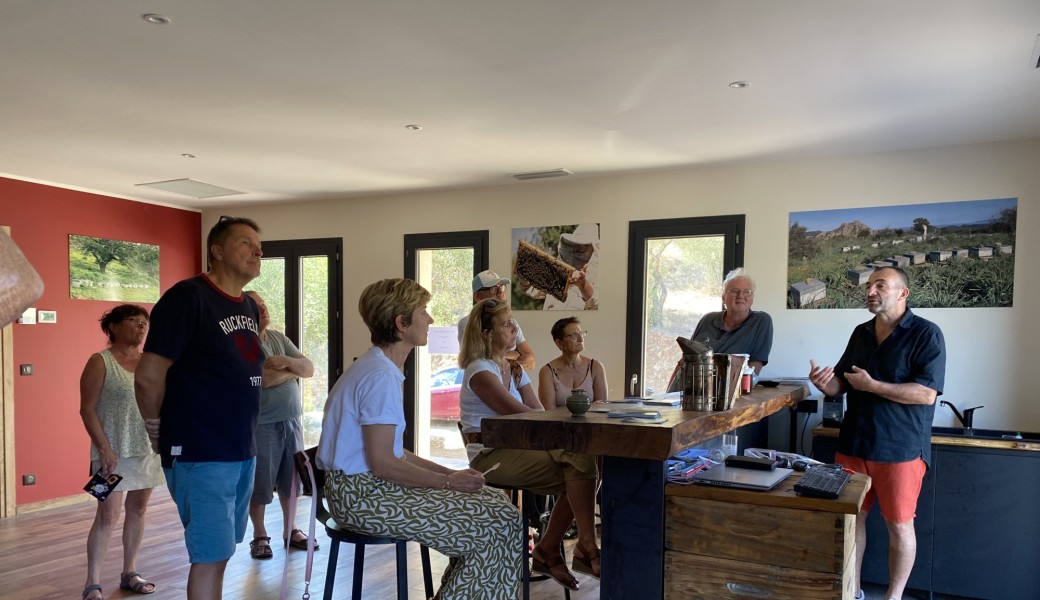 RENCONTRE AGRICOLE : Visite de la miellerie Pierre Carli 