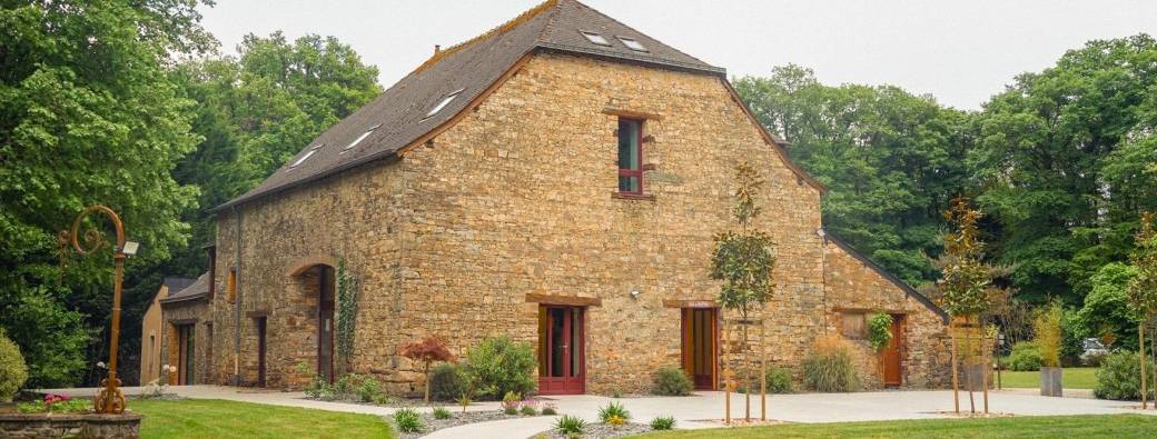 Repas champêtre et concert au Domaine de Javardan