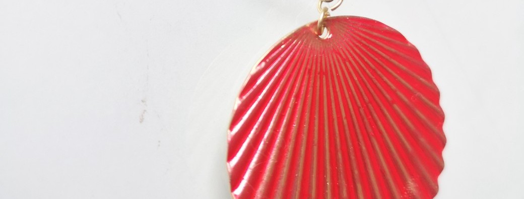 Résine sur bijoux