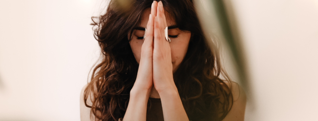 Yoga pour Rose Up - Cours de yoga caritatif avec L'univers d'Harmonie