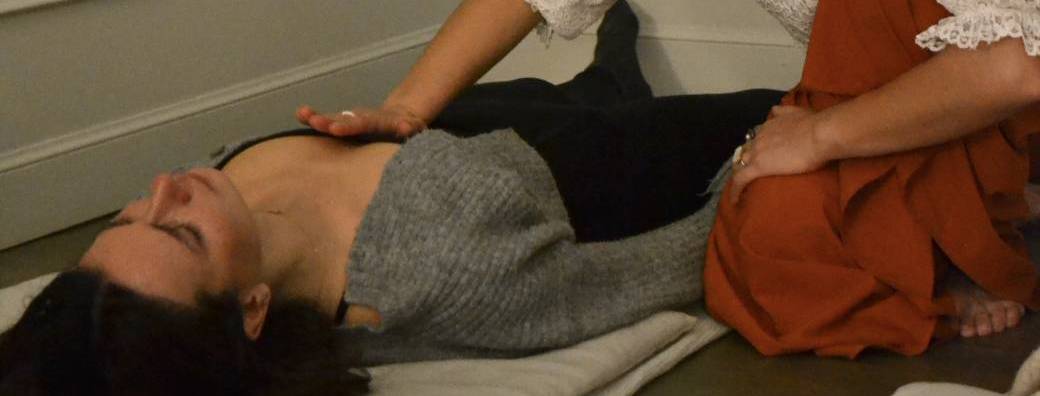 SÉMINAIRE DE RECONNEXION AU CORPS ET AUX ÉMOTIONS