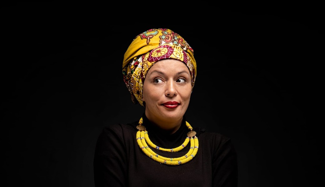 Samia Orosemane - je suis une bouffonne !