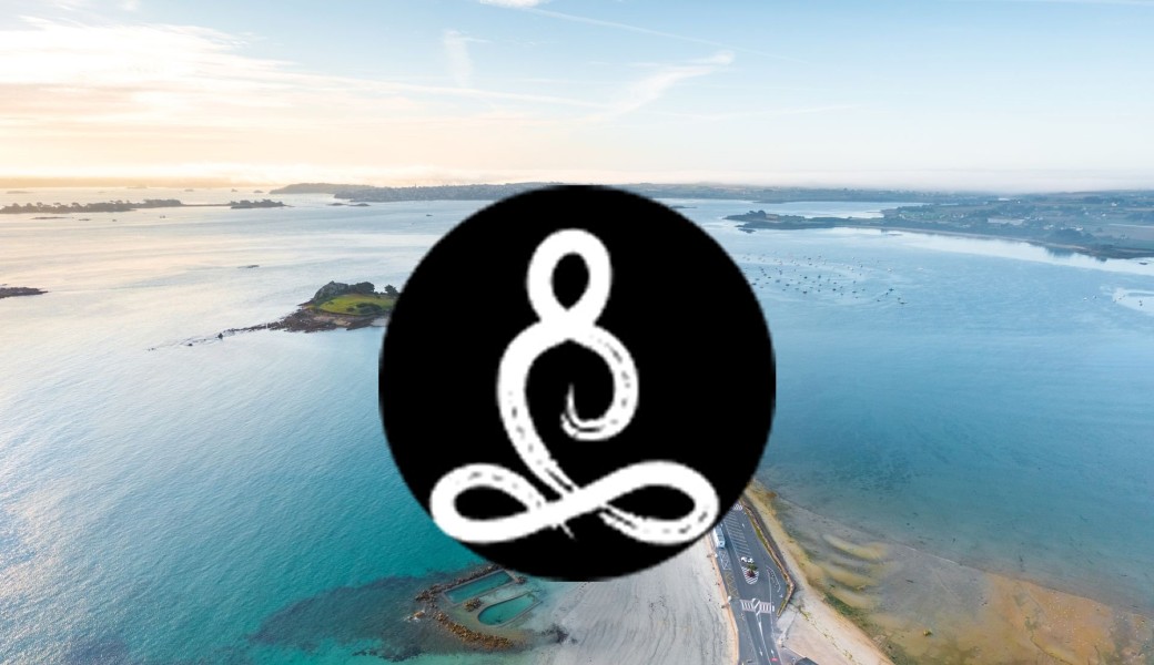 Séance collective de Yoga de 1h30 (lundis 17h30 ou 19h15 / mardis 9h15)