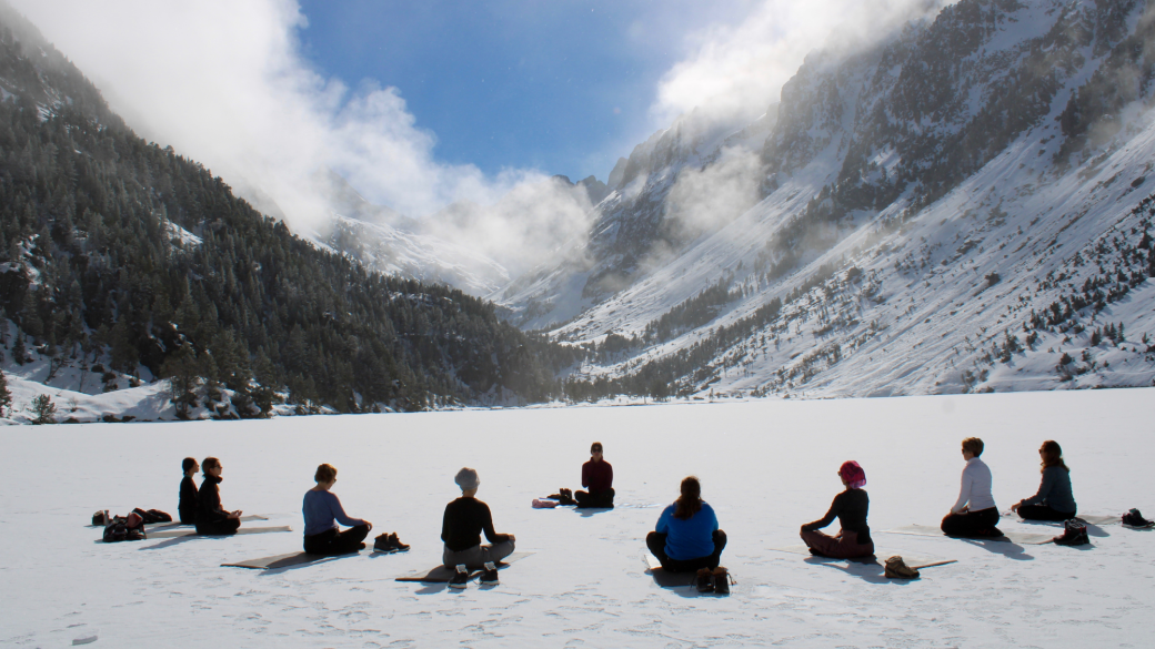 Séjour Raquettes & Yoga en Vallées de Gavarnie (65)