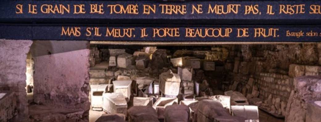 Espaces patrimoniaux, chemins et lieux d'initiation