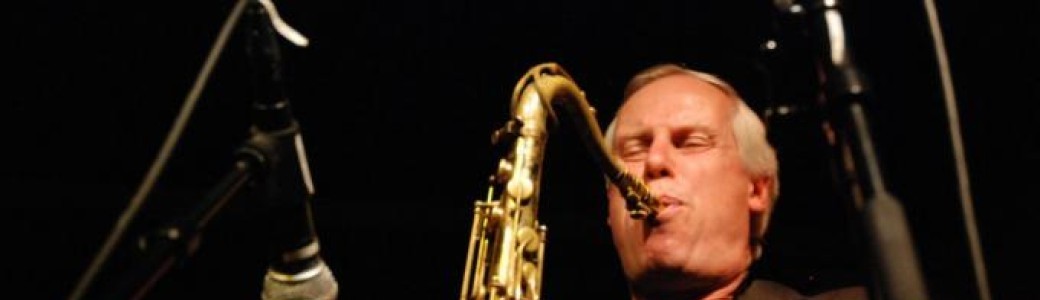SIMON SPANG HANSSEN & EAR WITNESS - Simon Spang Hanssen/Mario Canonge/Linley Marthe/Adriano DD Tenor
