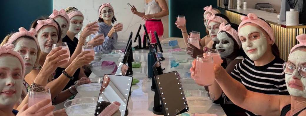 SKIN PARTY