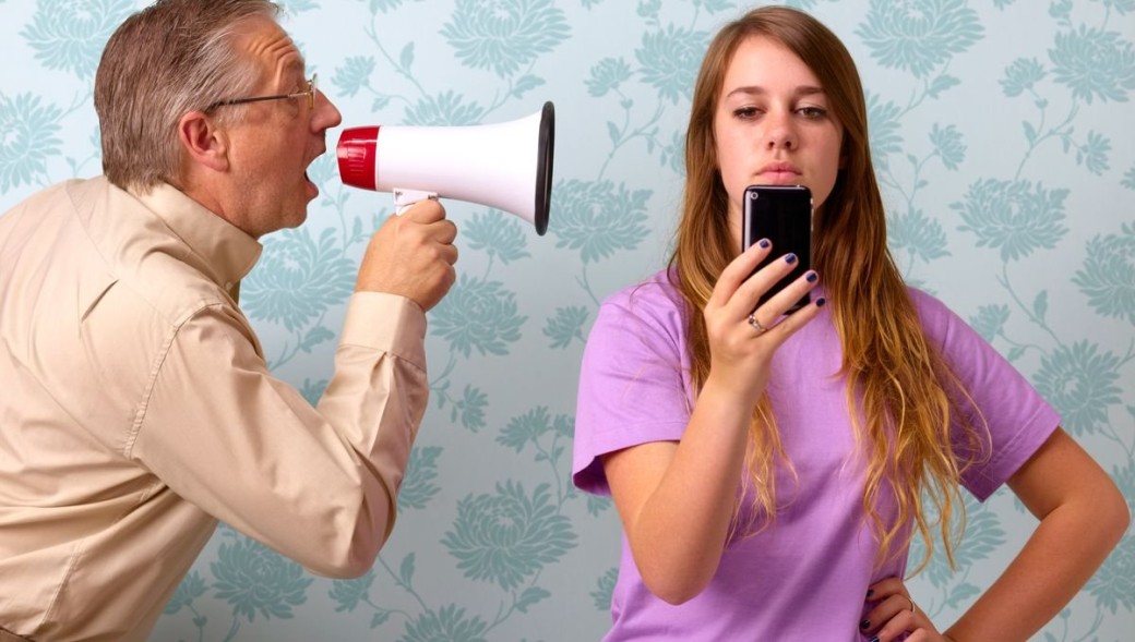 Soirée Familya : Smartphones, IA :  quels défis pour nos familles ?