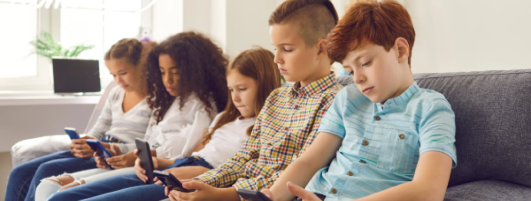 Soirée Familya : Smartphones, IA :  quels défis pour nos familles ?