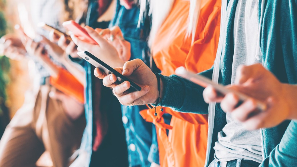 Sophrologie et addictions aux écrans