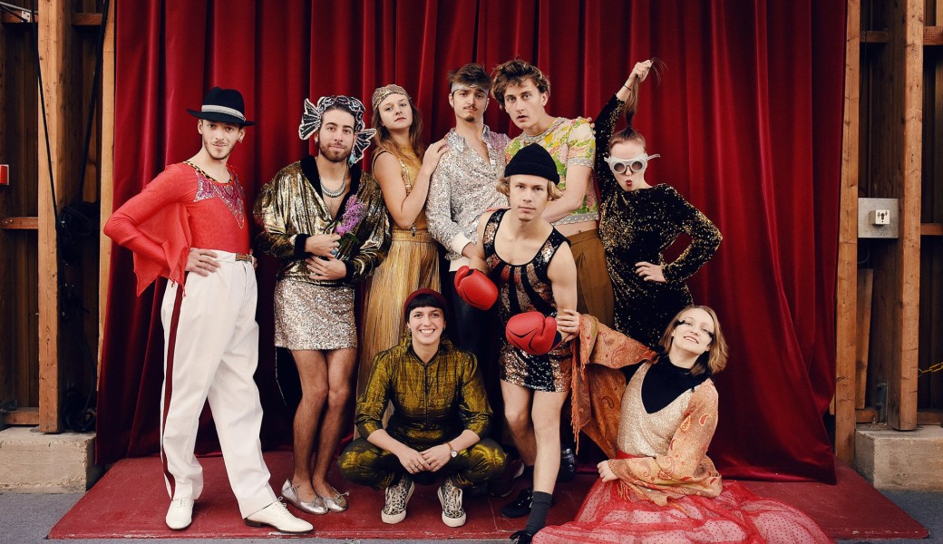   A DEMI | Spectacle collectif des apprenti·e·s de 2e année 