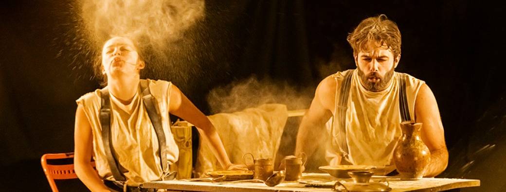 Spectacle collectif, immersif et déambulatoire "Underground- De l'ombre à la lumière"
