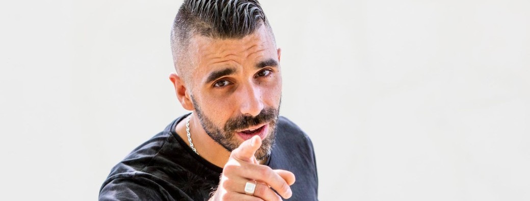 Spectacle de Yanos (Salle d'à côté)