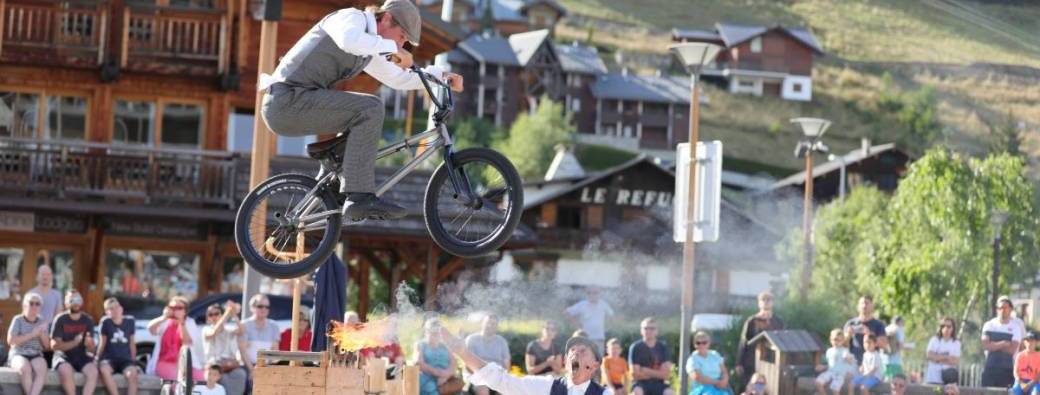 Spectacle " Speaky Bikers" 