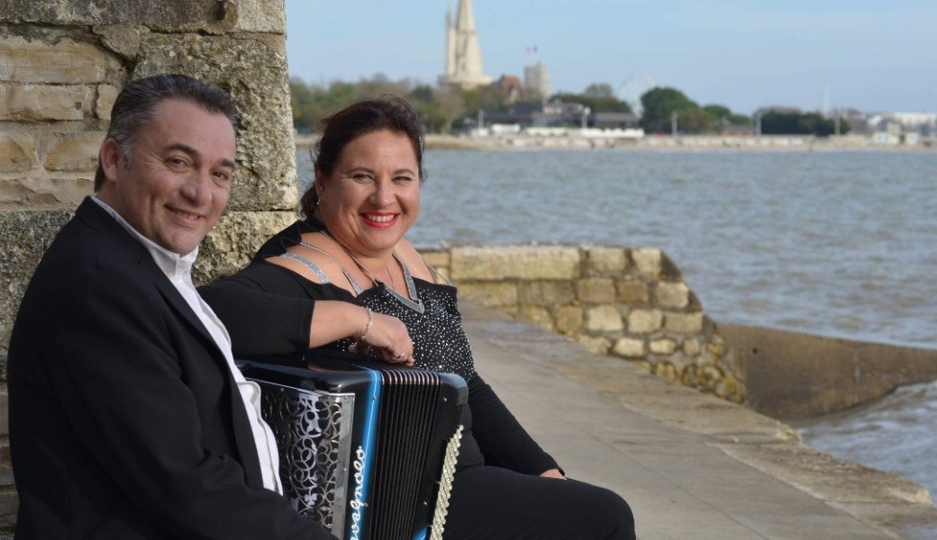 Stephanie Moreaux & David le Crooner – Thé dansant3-