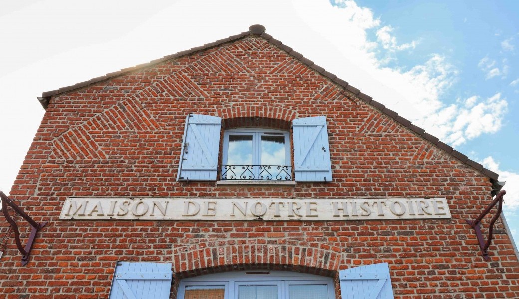 Sur la piste de la maîtresse  Sur la piste de la maîtresse