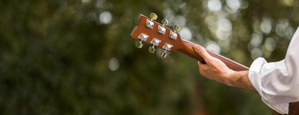 Tadam ! Agnès et Youen dans la forêt