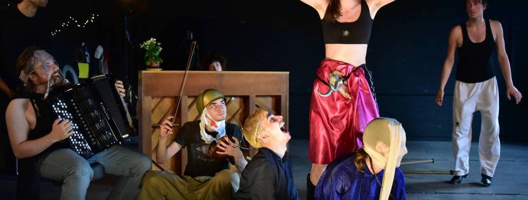 Tendre feu - Théâtre Joliette | THÉÂTRE
