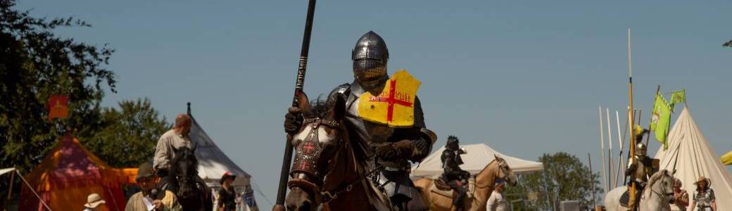 Tournoi médiéval, Jeux équestres, Combats à pied, Canons