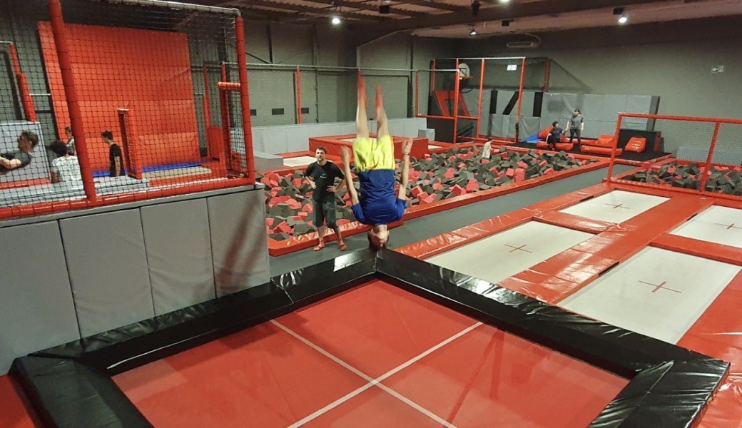 Trampoline Park - 17€50