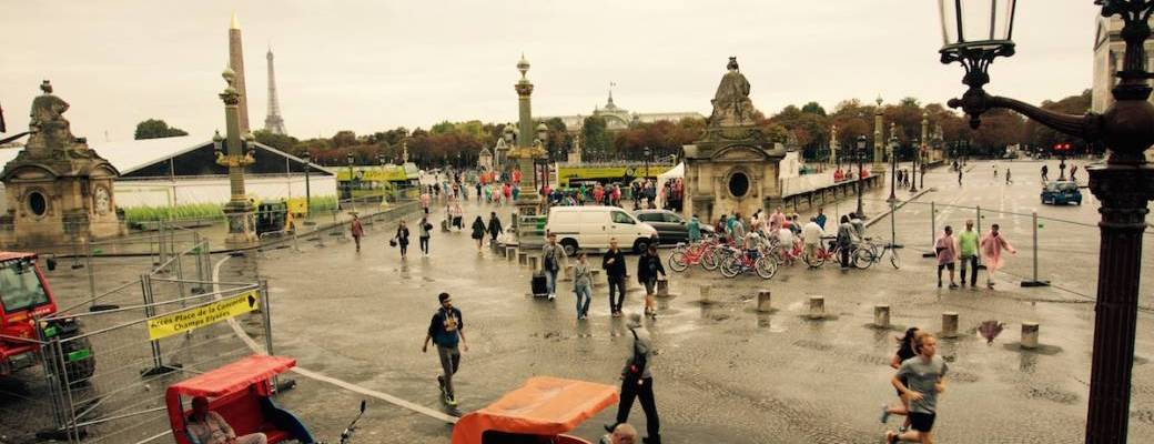 Walk across Paris!