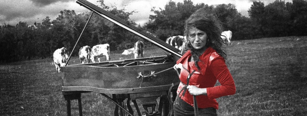 Trêves éveillées - La Pianiste Rouge