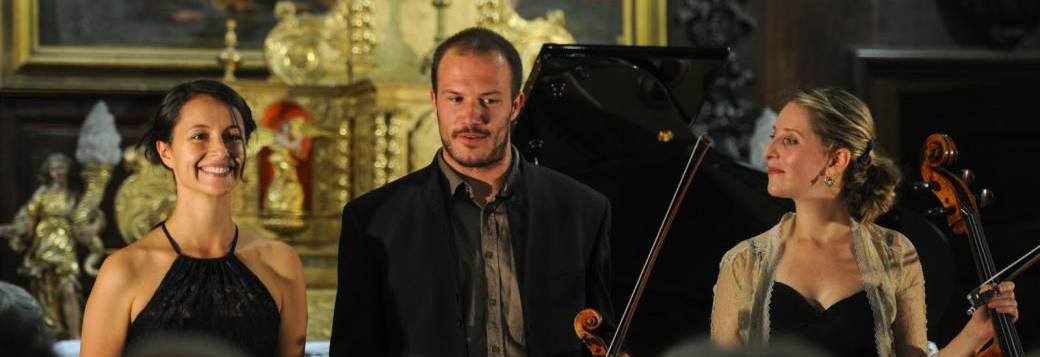 DANS LES JARDINS D'ESPAGNE - TRIO L