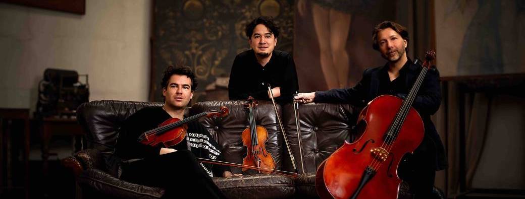 Trio Nomada