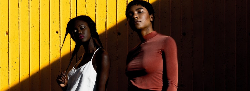"Trop foncées trop crépues" : subir le colorisme