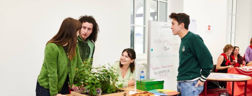 Trouvez votre stagiaire | Focus Solidarité, Transitions et Relations internationales