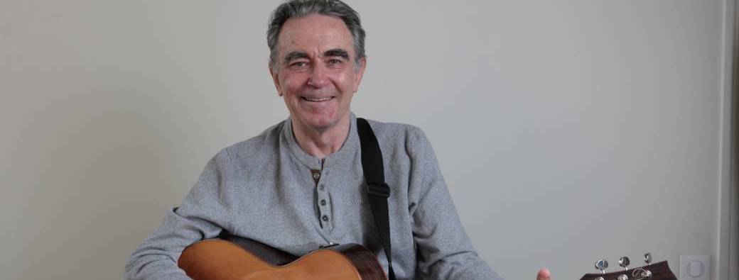 Un tour du monde en chansons (et en français)