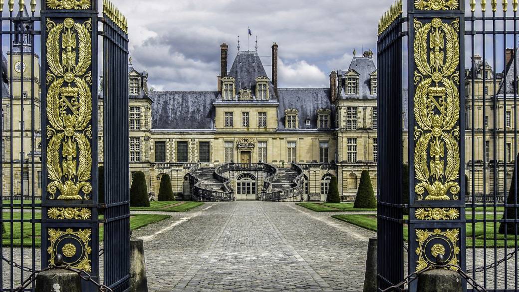 Visioconférence Visite Virtuelle du Château de Fontainebleau
