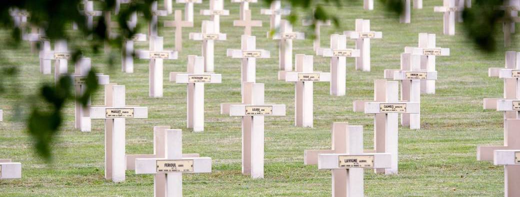 Visite accompagnée le cimetière militaire