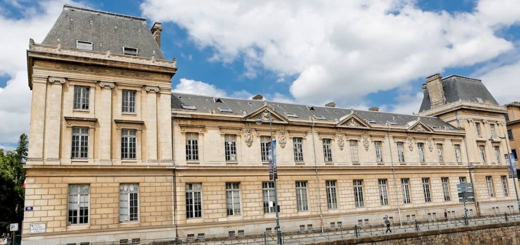 HORS LES MURS / Visite de l'Hôtel Pasteur