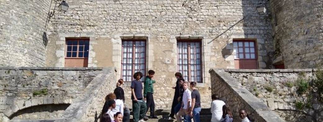 Visite du Château en Anglais par les élèves du Collège Balzac