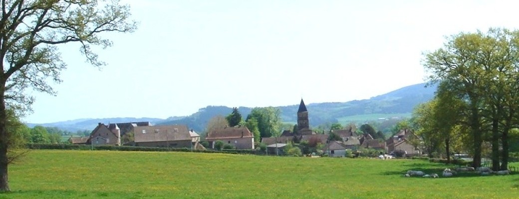Visite du village de Saint-Laurent-en-Brionnais