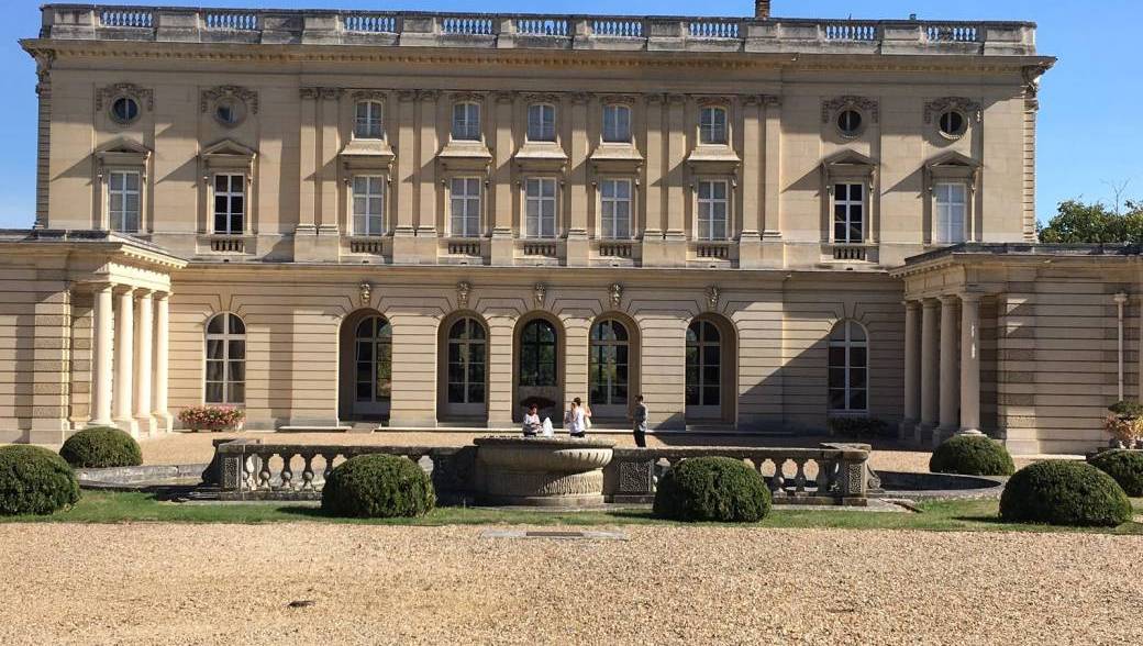 Visite guidée + Entrée parc du Château de Bizy 