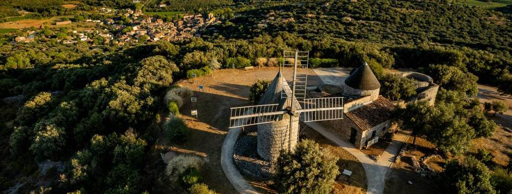 Visite guidée Faugères au fil des pierres et des moulins 