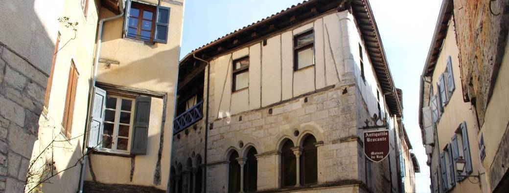 Visite guidée Saint-Antonin-Noble-Val au fil du temps !