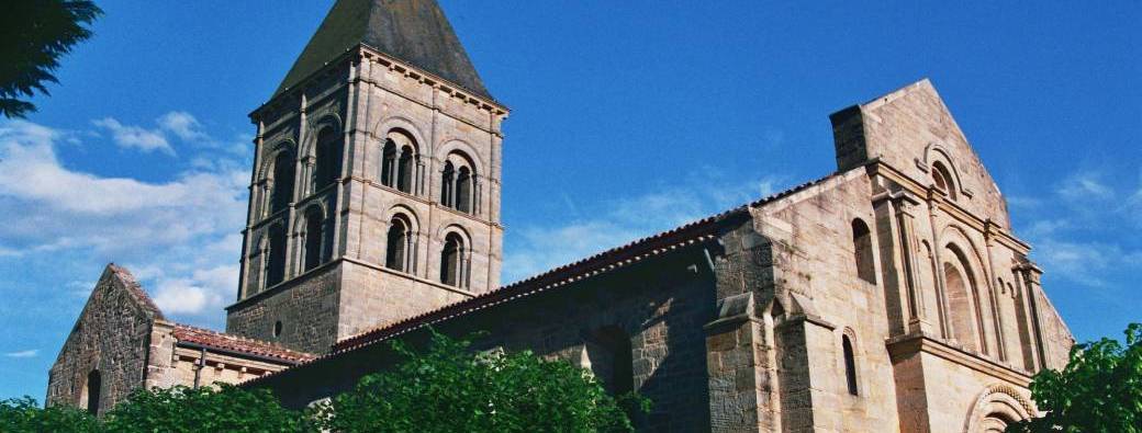 Visite insolite de l'église de Varenne-l'Arconce en nocturne