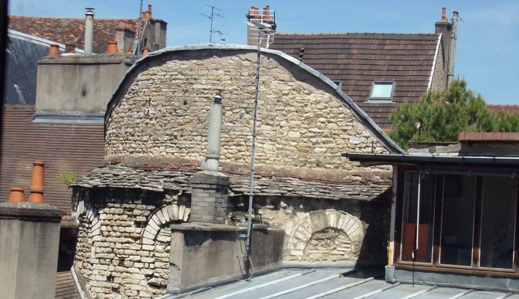 Visite intérieur de la tour du Castrum dite Tour du petit Saint-Bénigne